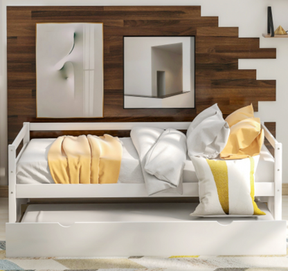 The Willow Creek DayBed with Trundle White