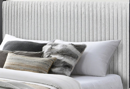 Chelsea Upholstered Canopy King Bed - Bunk and Bed Co.